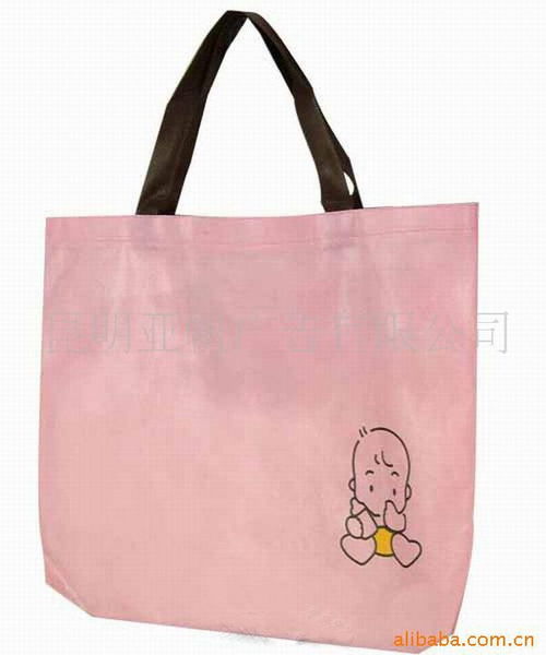 云南昆明印刷廠(chǎng) 專(zhuān)業(yè)打造高品質(zhì)紙類(lèi)印刷產(chǎn)品，從手提袋到禮品盒的全方位服務(wù)